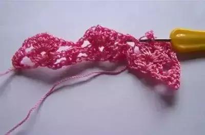 钩针毛线拖鞋编织教程图解，编织达人教大家编织手工棉鞋附简单图解