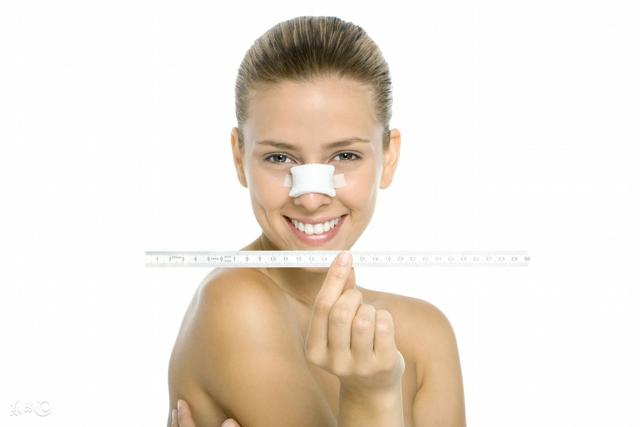 什么叫隆鼻，关于隆鼻最详细的介绍