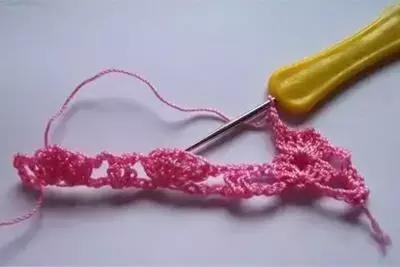 钩针毛线拖鞋编织教程图解，编织达人教大家编织手工棉鞋附简单图解