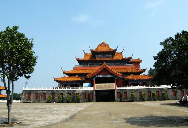 北京可参观的影视基地，开启春日京城“电影之旅”