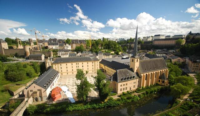 世界上最富裕的26个国家，它的人均收入是中国10倍