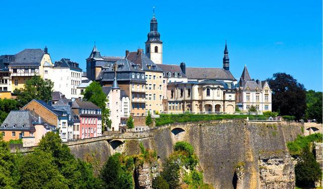 世界上最富裕的26个国家，它的人均收入是中国10倍