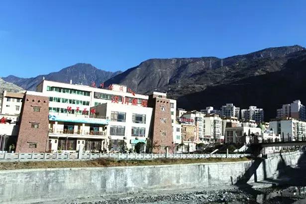 桃坪羌寨旅游攻略，桃坪羌寨附近旅游攻略
