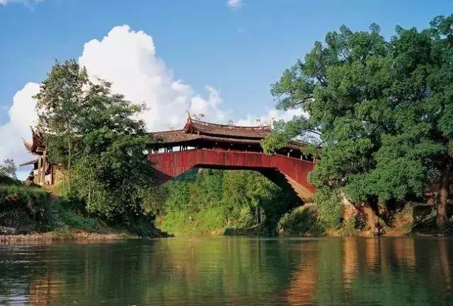 泰顺氡泉度假村温泉池，7月探秘中国罕见的氡泉泉眼