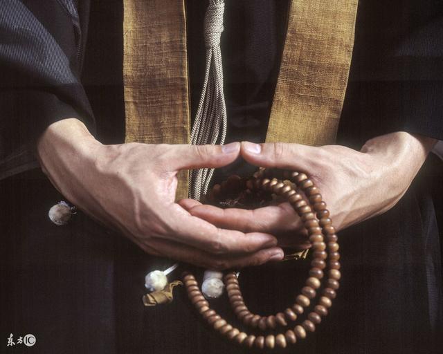 佛珠手串别乱戴，佛珠手串佩戴有什么讲究