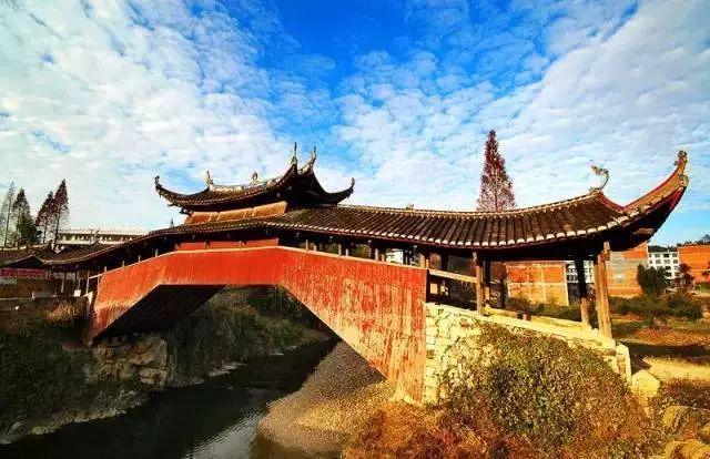 泰顺氡泉度假村温泉池，7月探秘中国罕见的氡泉泉眼