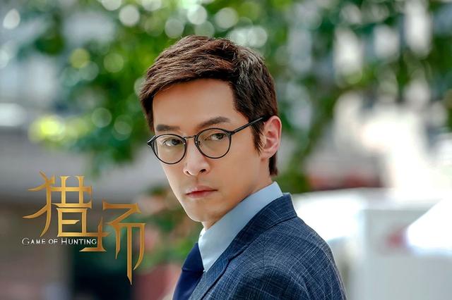 陈龙章龄之婚纱照，陈龙章龄之夫妻合体默契十足（章龄之晒自拍撞脸吴昕）