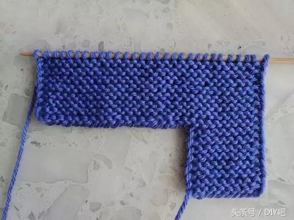 手工编织毛线拖鞋简单款式，简单实用的大人小孩毛线拖鞋针织方法图解