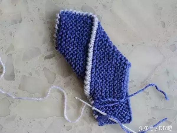 手工编织毛线拖鞋简单款式，简单实用的大人小孩毛线拖鞋针织方法图解