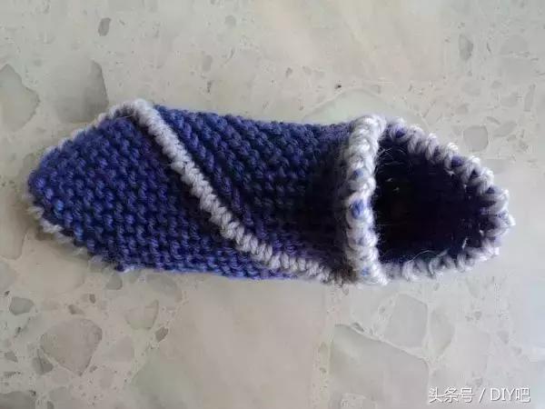 手工编织毛线拖鞋简单款式，简单实用的大人小孩毛线拖鞋针织方法图解