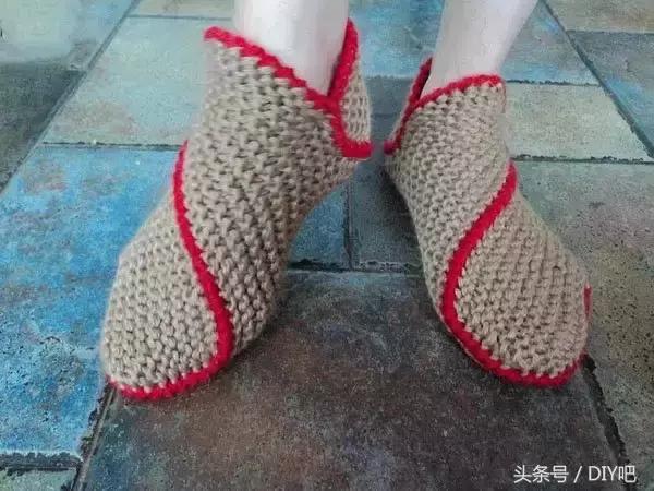 手工编织毛线拖鞋简单款式，简单实用的大人小孩毛线拖鞋针织方法图解