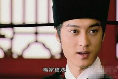 彭于晏小时候和现在的对比，还记得十年前的少年杨家将吗