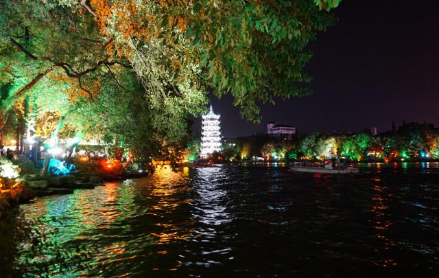 桂林阳朔自由行攻略，桂林阳朔自由行3天攻略（自驾游桂林阳朔攻略）