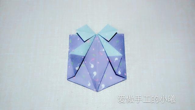 蝴蝶书签的折法，蝴蝶折纸教程（可DIY的蝴蝶折纸书签折法）
