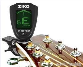 吉他调弦标准音，吉他调弦标准音的调法