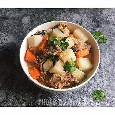 清炖羊排萝卜汤，清炖羊肉炖萝卜的做法（你一定喜欢的萝卜清炖羊肉羊排）