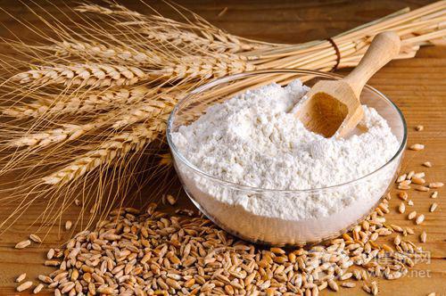 麦芯粉与普通面粉的区别是什么，普通面粉与麦芯粉的区别