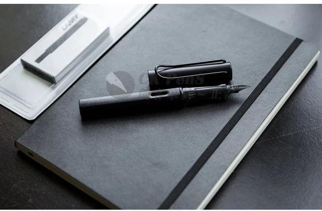 女生送男生什么礼物好？