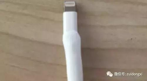 苹果手机数据线，苹果手机数据线最长使用寿命