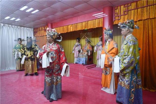 包青天是哪里人，包拯包青天是一个人吗（历史上著名的包公包青天长眠之地原来在这里）