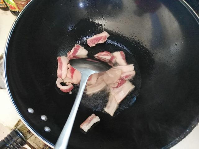 大厨凉拌红菜苔的做法，公安菜——拌红菜苔