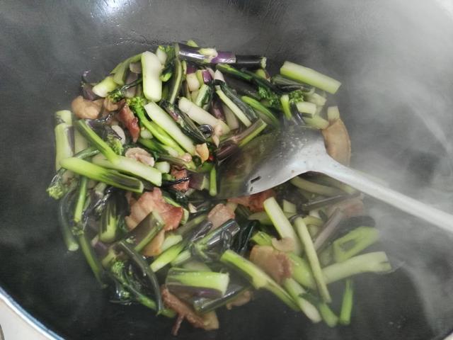 大厨凉拌红菜苔的做法，公安菜——拌红菜苔