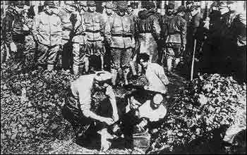 南京大屠杀幸存者一个一个的去世，南京大屠杀80周年