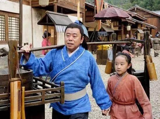 潘长江演的武大郎碰到武二郎，六个版本武大郎