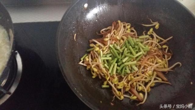 肉皮怎么做好吃，肉皮怎么做好吃又软不腻（猪皮5种最好吃的做法）