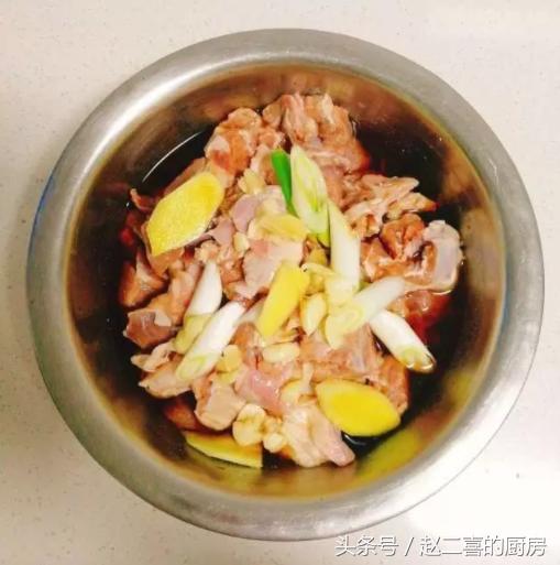 正宗手抓羊肉的做法及配方窍门，手抓羊肉这么做