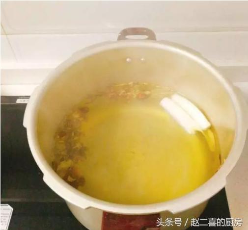 正宗手抓羊肉的做法及配方窍门，手抓羊肉这么做