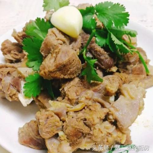 正宗手抓羊肉的做法及配方窍门，手抓羊肉这么做