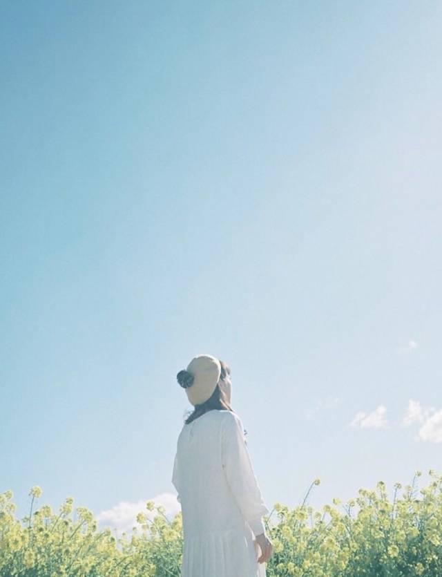 晚安句子171216：喜欢不是爱，所以变心很快