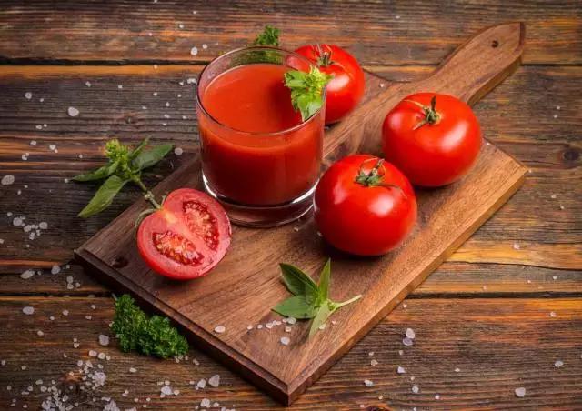 番茄猪肝汤正宗做法，教你做一碗番茄玉米猪肝汤