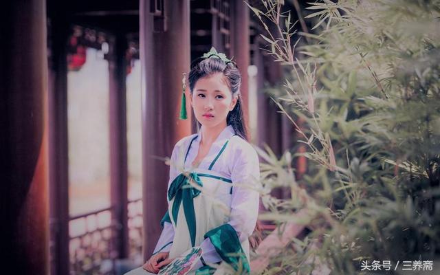 在家靠父母出门靠朋友有道理吗，在家靠父母出门靠朋友