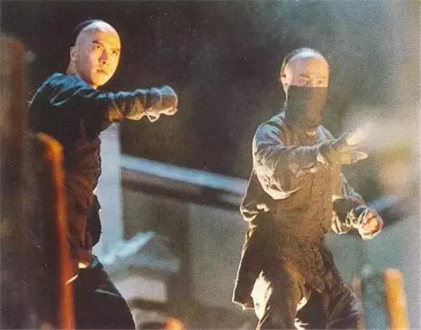 袁和平导演的电影，袁和平拍过什么电影（袁和平执导的九部电影）