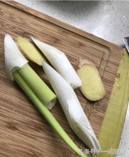 肉夹馍卤肉的做法及配料，正宗卤肉夹馍的做法和配方（肉夹馍最详细做法）