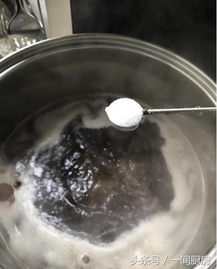 肉夹馍卤肉的做法及配料，正宗卤肉夹馍的做法和配方（肉夹馍最详细做法）