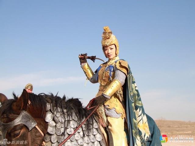 红玉喜欢谁古剑奇谭，她是古剑奇谭红玉