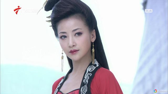 红玉喜欢谁古剑奇谭，她是古剑奇谭红玉