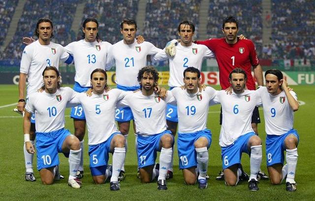 世界足球卡卡，细数世界杯型男