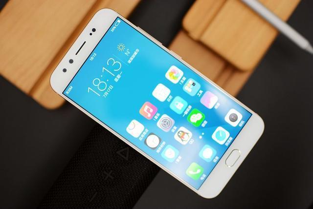 vivox9s值得买吗，vivo这手机开始平民价了