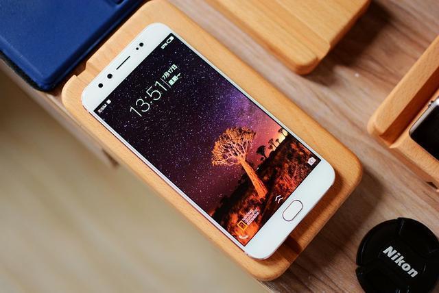 vivox9s值得买吗，vivo这手机开始平民价了