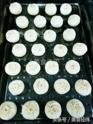 正宗牛肉包子馅的配方，牛肉包子的做法和配方窍门