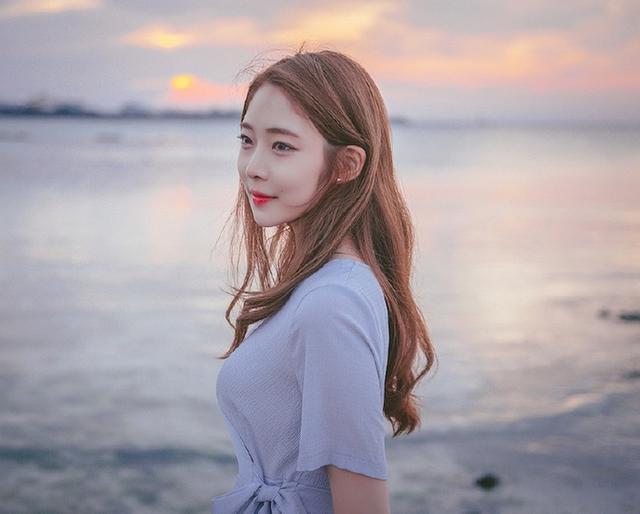 回首往昔恍若如梦，伫立云端聆听天籁