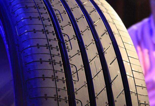 轮胎上的胎毛是怎么回事，新轮胎还有胎毛吗