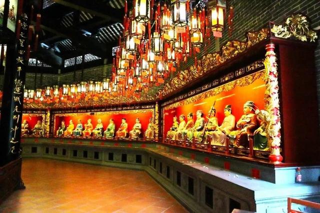 犯太岁是迷信吗，什么是太岁什么是犯太岁是迷信吗（从命理中的“犯太岁”想象到“太虚幻境”）
