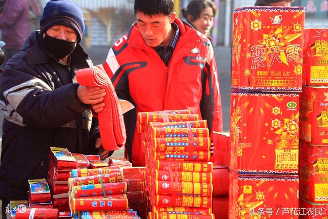 湖南过年吃什么，湖南人过年有哪些习俗（湖南味道，臭豆腐：长沙烟火气）