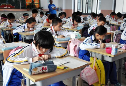 普通高中必须开设的课程有哪些，14门高中学科课程标准重新修订