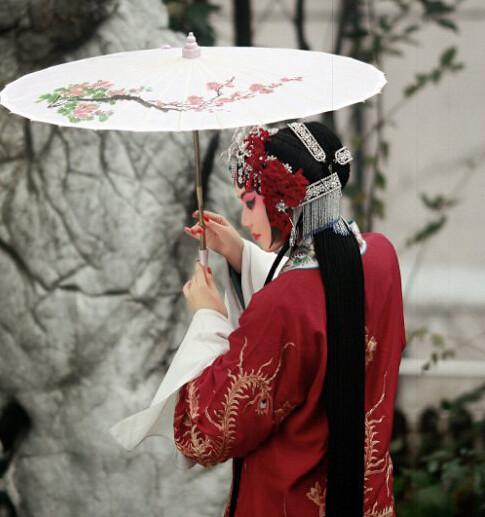 不如相忘于江湖，相濡以沫 ，不如相忘于江湖